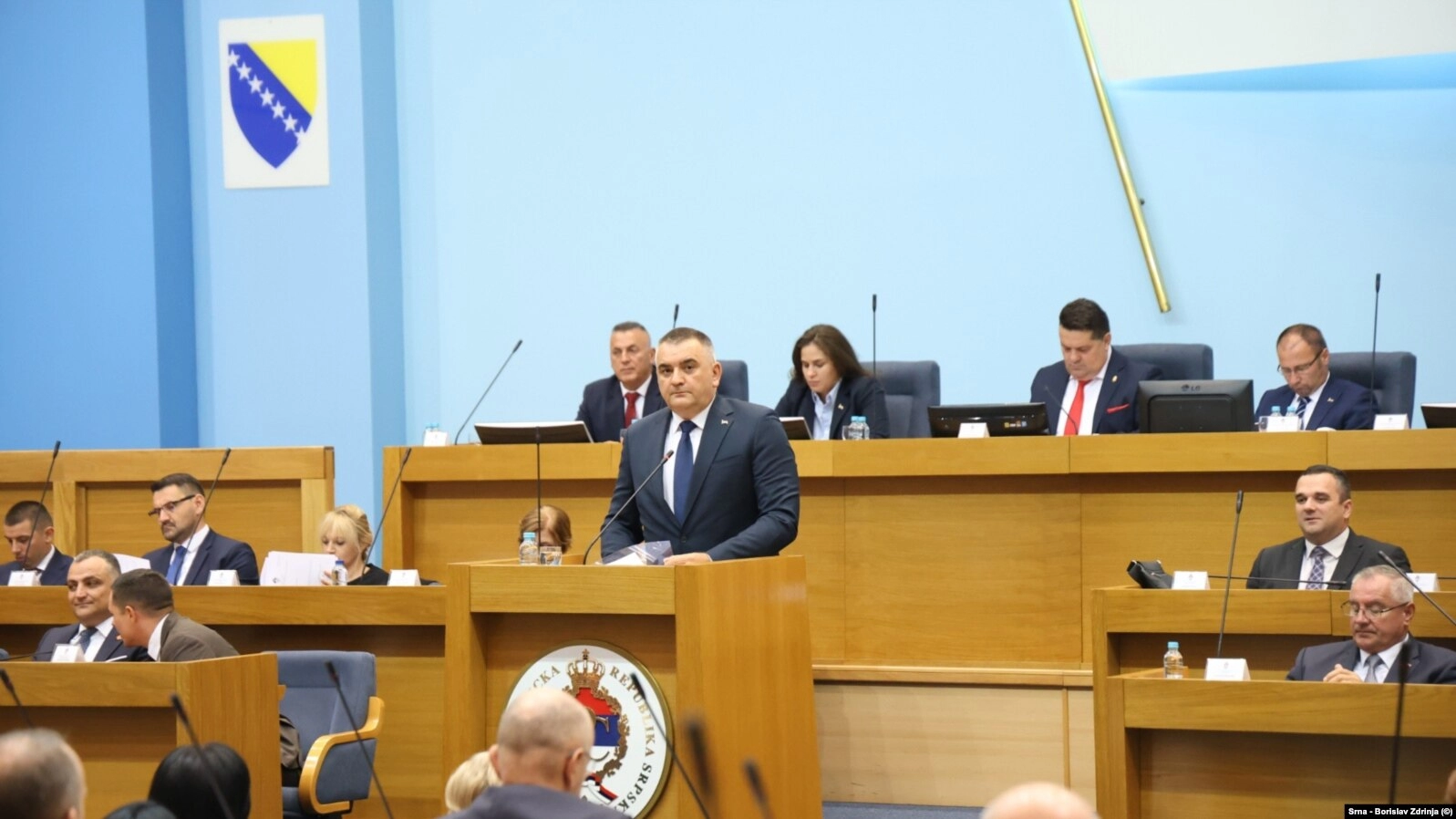 DRŽAVA NE POSTOJI: Nitko još nije zatražio pravnu provjeru je li Vlada RS-a zakonita